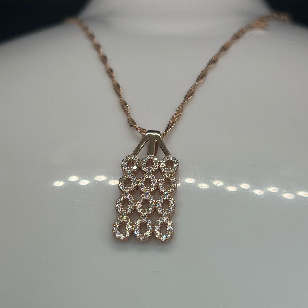 Radiant Elegance: 585 Rose Gold Plated Necklace with Zircon Accents" - Picture 9 of 15